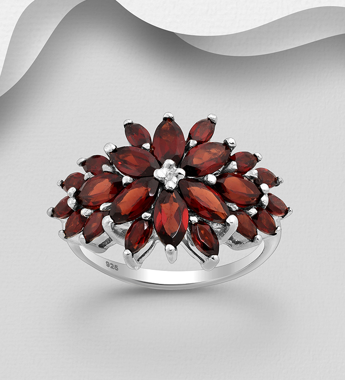 La Preciada - Wholesale 925 Sterling Silver Flower Ring, Decorated with Garnet - SKU #1181-4590