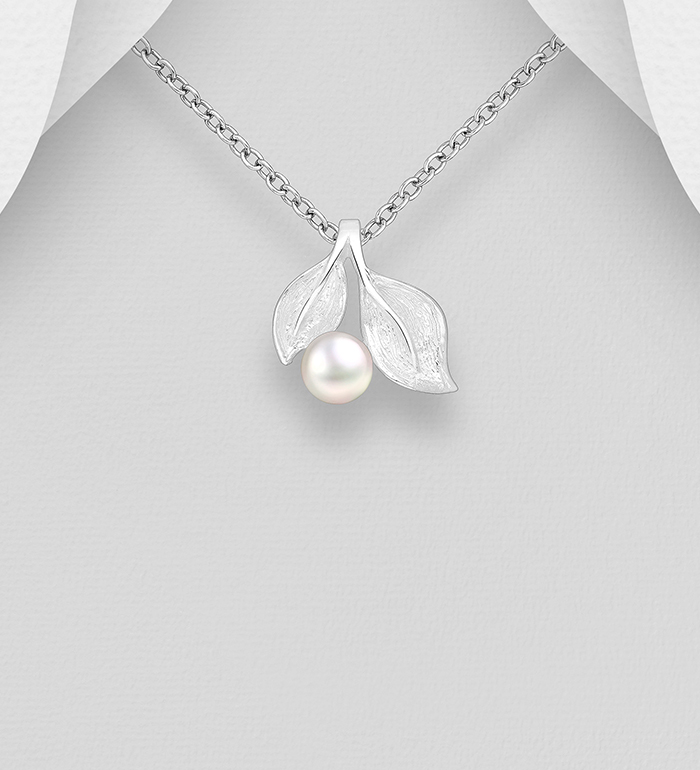 Wholesale 925 Sterling Silver Leaf Pendant, Decorated with Freshwater Pearl - SKU #1063-4169