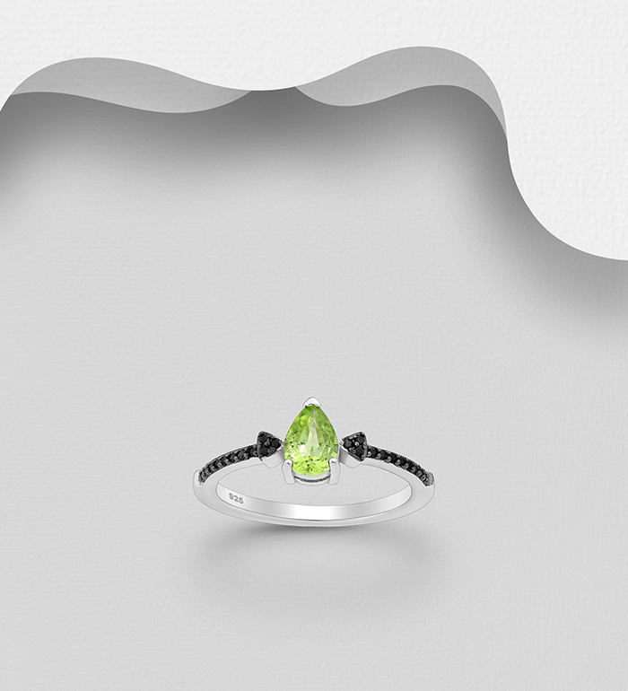 La Preciada - Wholesale 925 Sterling Silver Ring, Decorated with Peridot and Black Spinel - SKU #1181-5001