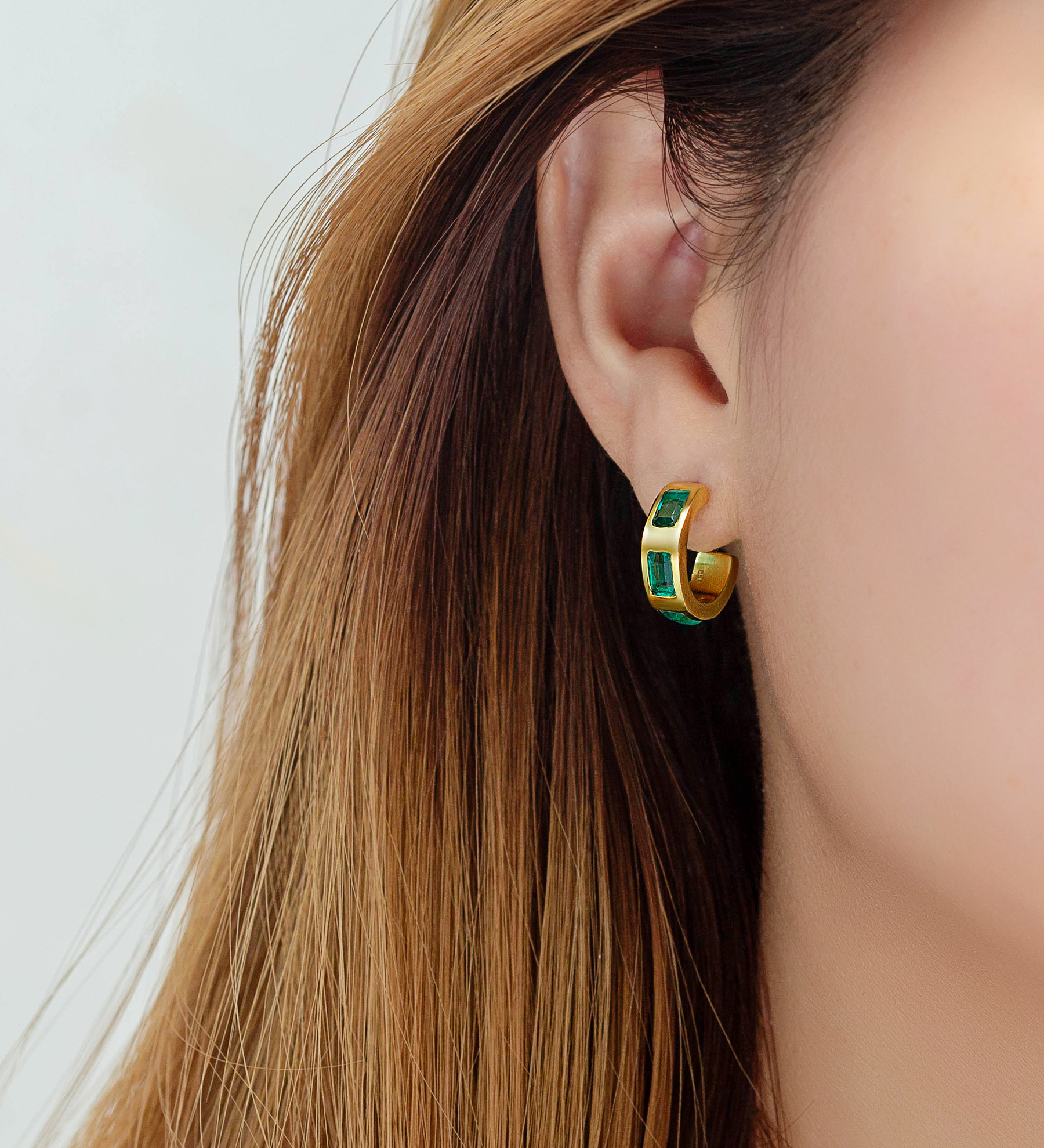 Desire by 7K - Wholesale 925 Sterling Silver Push-Back Earrings, Decorated with Lab-Created Green Tourmaline and Plated with 0.3 Micron 18K Yellow Gold - SKU #2070-585B